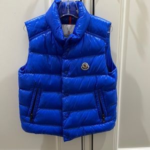 Kids Moncler vest bright blue size 6